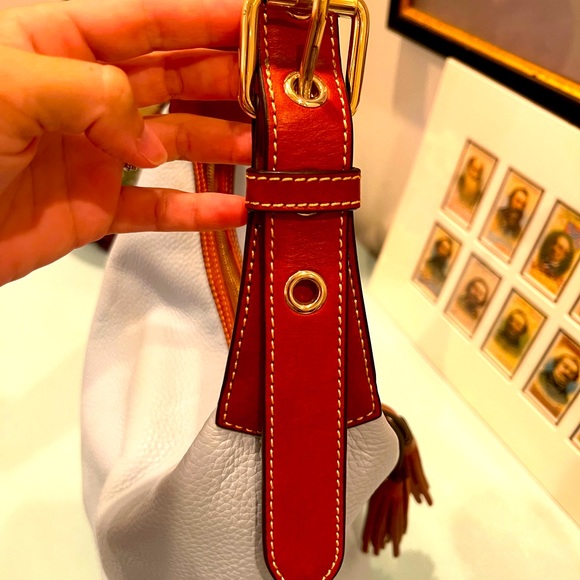 Dooney & Bourke shoulder bag - Picture 6 of 9